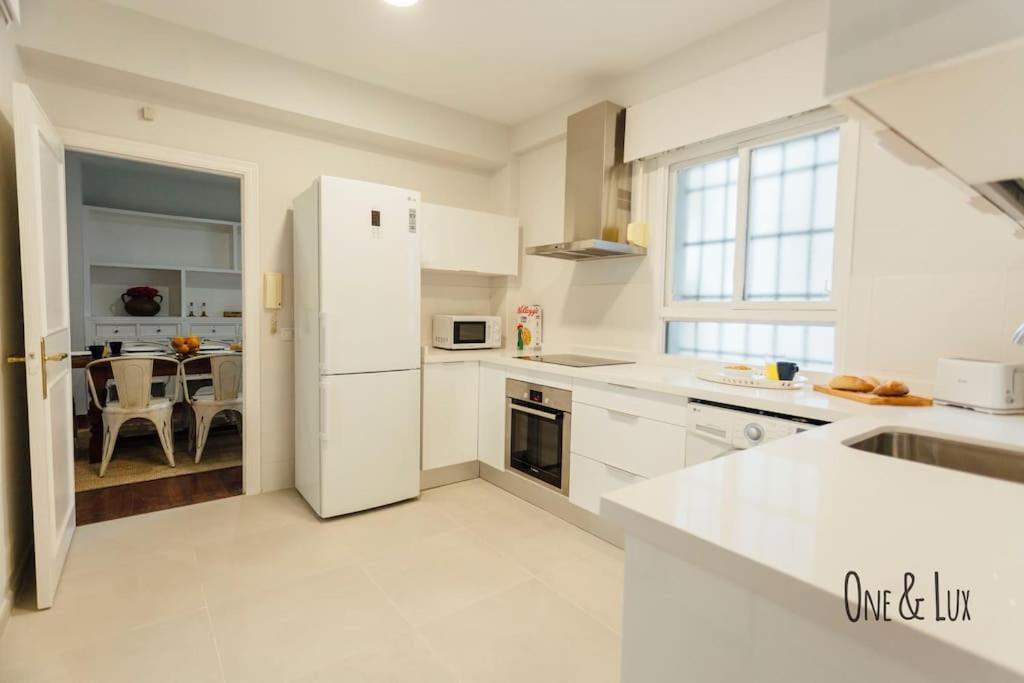 O&L Aire - Spacious And Bright Apartment In The Heart Of 세비야 외부 사진